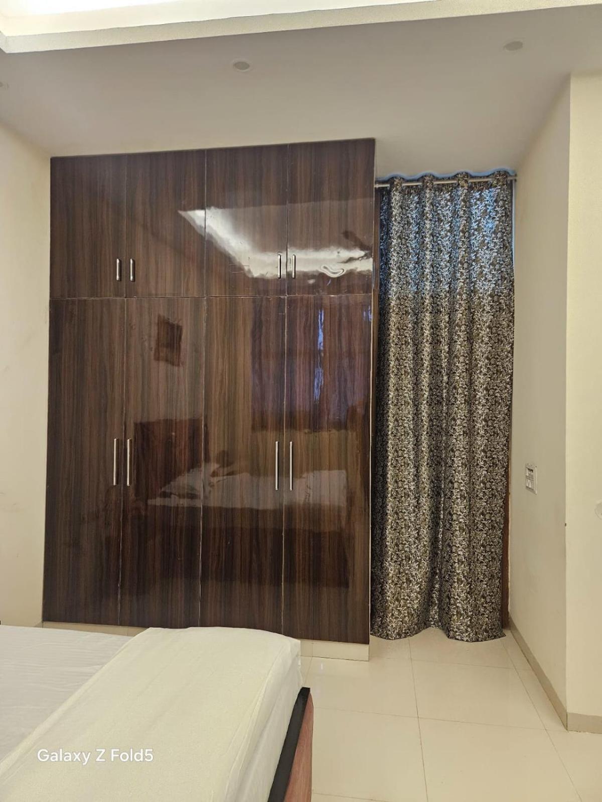 Bed and Breakfast Ashirwaad 249 Велика Нойда Екстер'єр фото